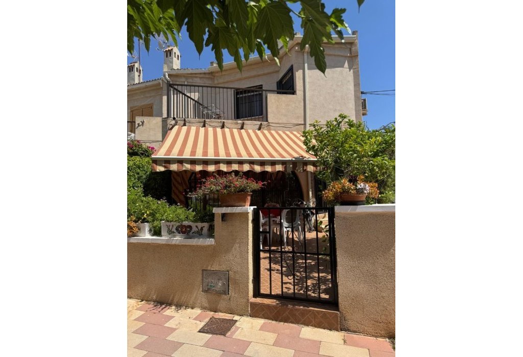 Sale - Maison de ville / Duplex - Guardamar del Segura - Urbanizaciones