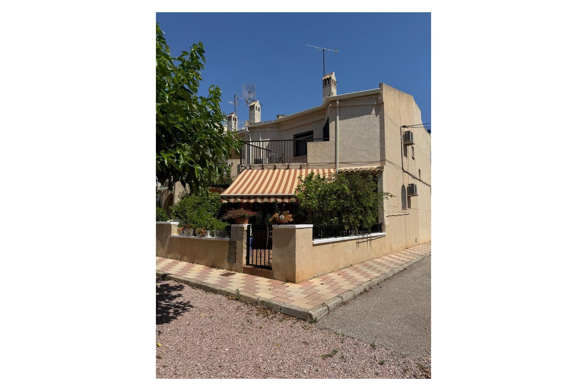 Sale - Maison de ville / Duplex - Guardamar del Segura - Urbanizaciones