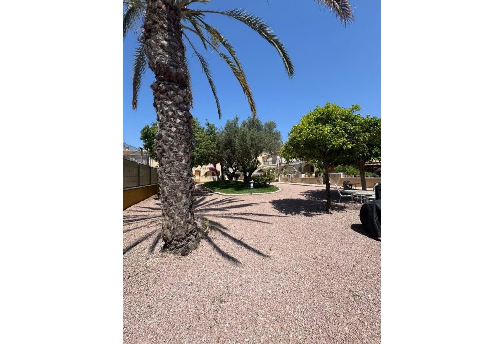 Sale - Maison de ville - Guardamar del Segura - Urbanizaciones