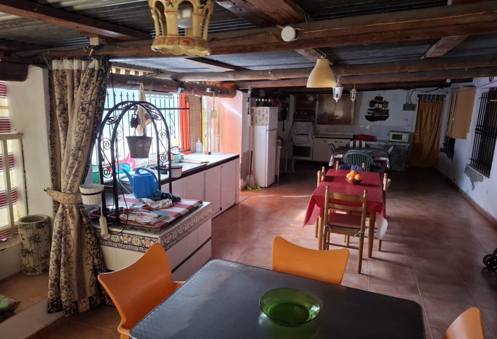 Sale - Town house - Guardamar del Segura - Guardamar pueblo