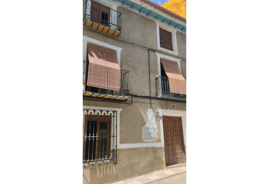 Sale - Town house - Puebla de Don Fabrique