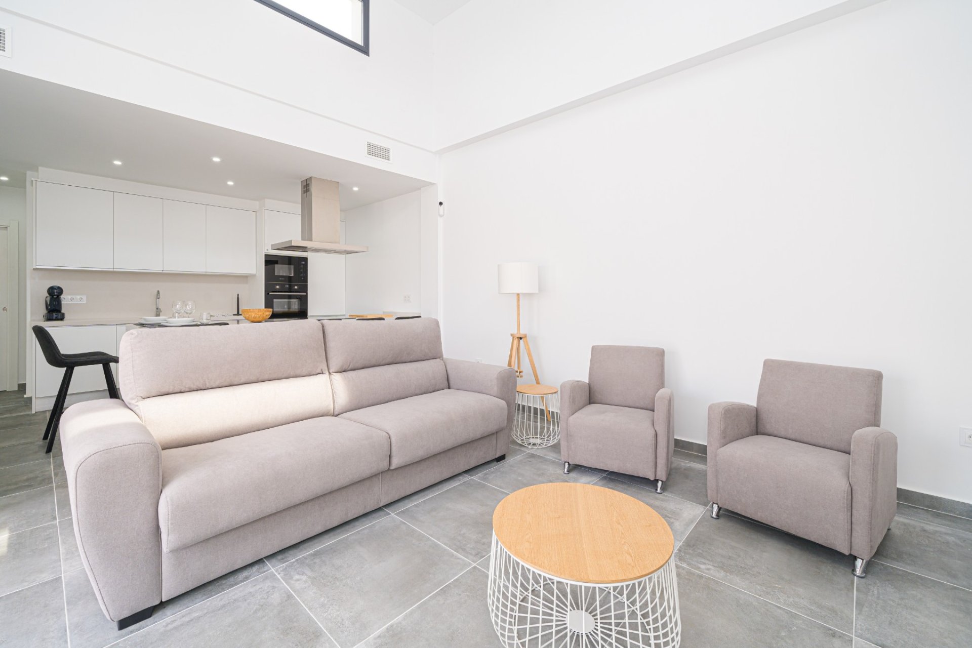 Sale - Townhouse - Daya Nueva