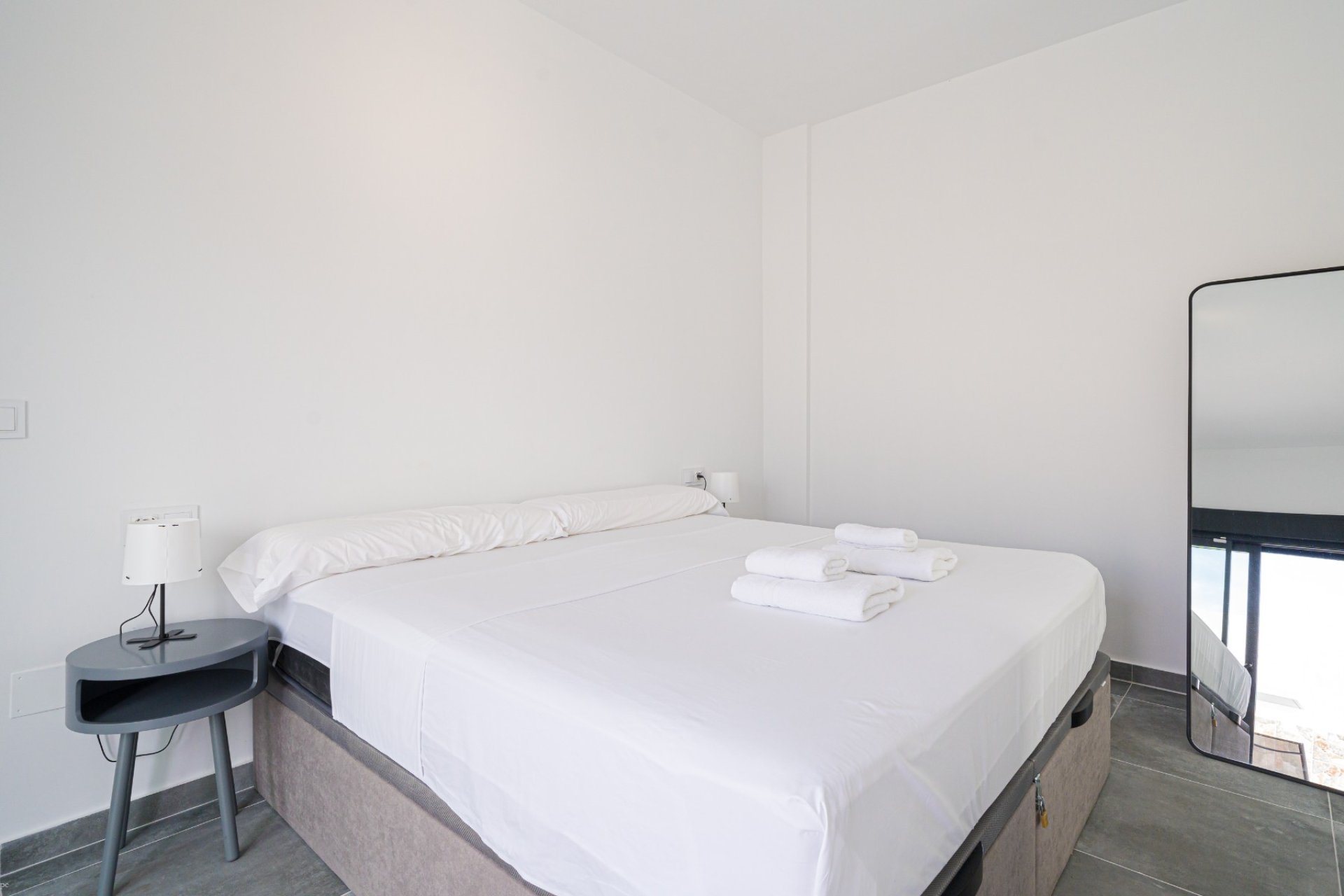 Sale - Townhouse - Daya Nueva