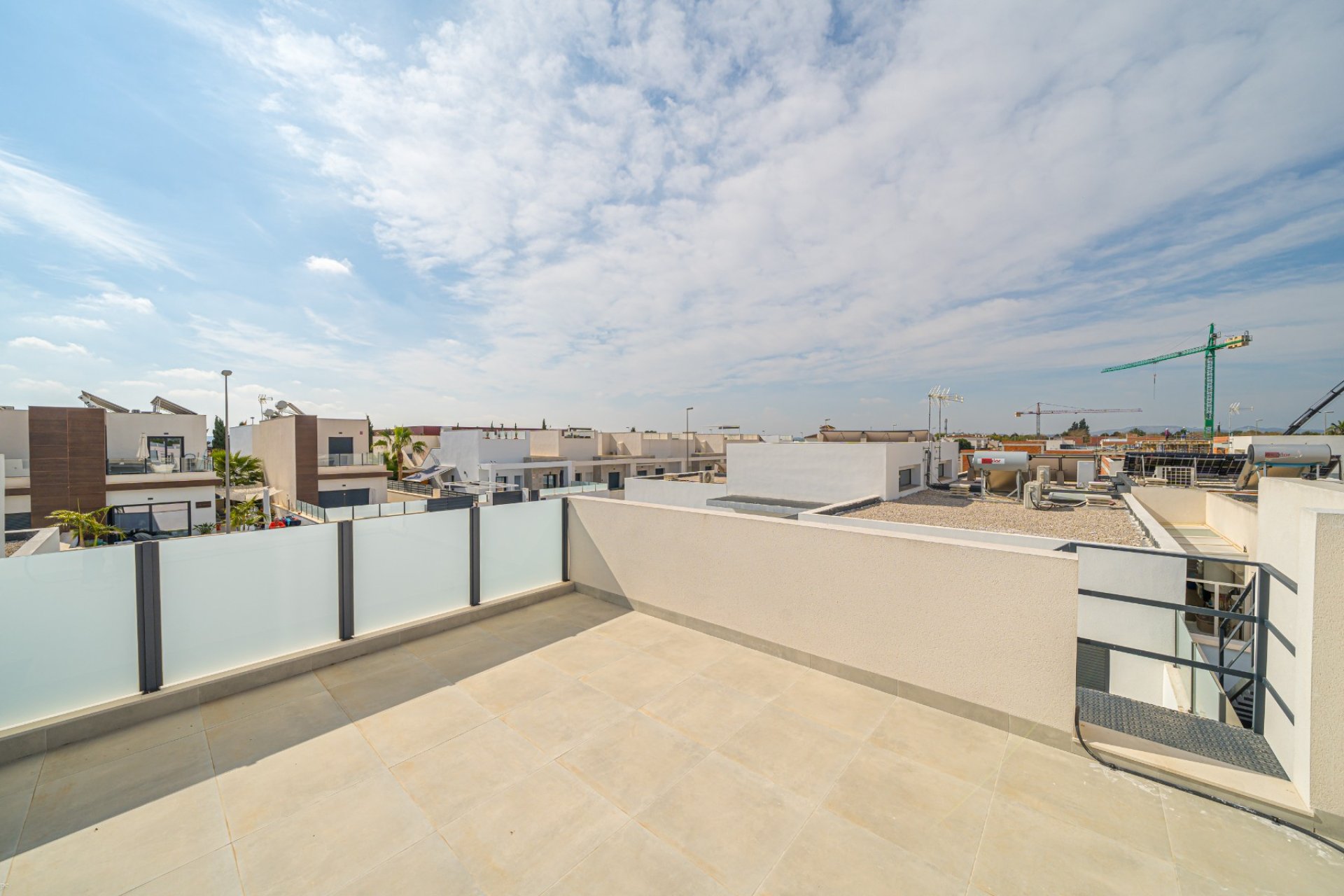 Sale - Townhouse - Daya Nueva