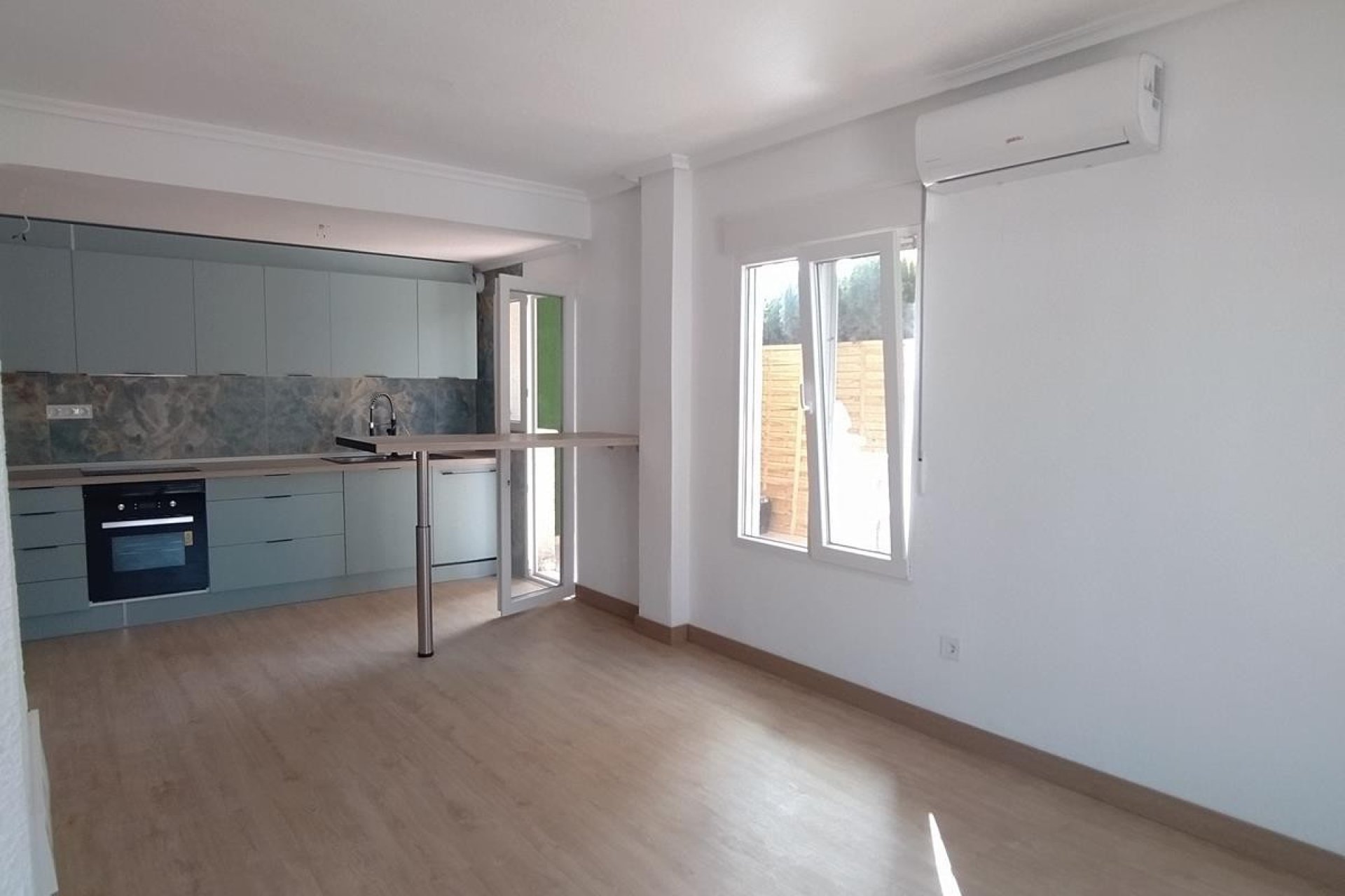 Sale - Townhouse / Duplex - Orihuela Costa - Cabo roig - La Zenia