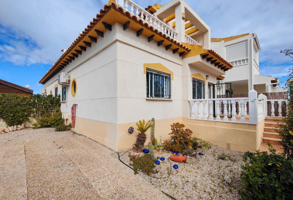 Sale - Townhouse - Orihuela Costa - La Florida