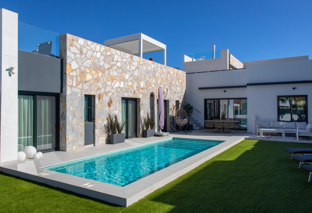 Sale - Villa - Algorfa - La Finca Golf