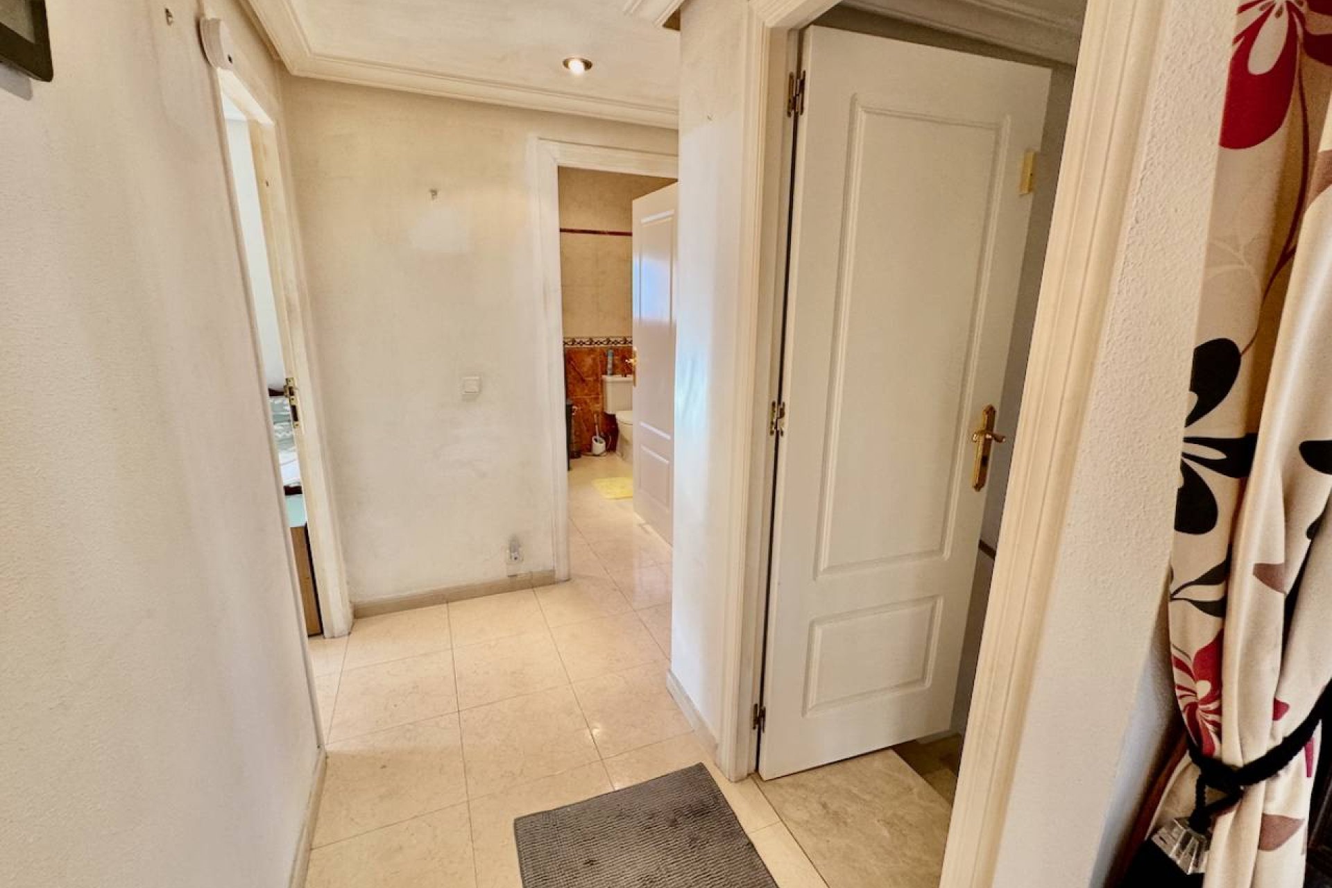 Sale - Villa - Benferri