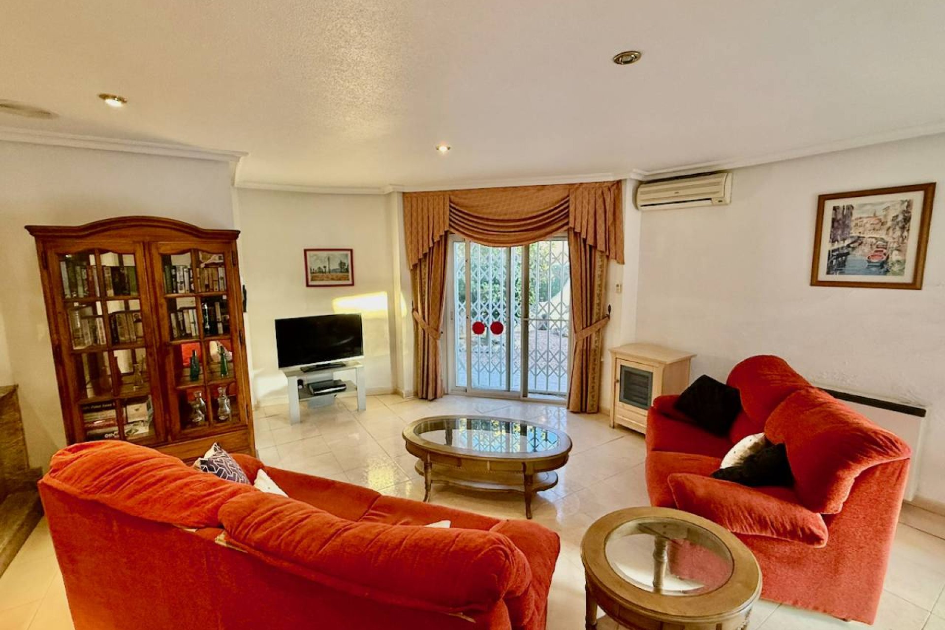 Sale - Villa - Benferri