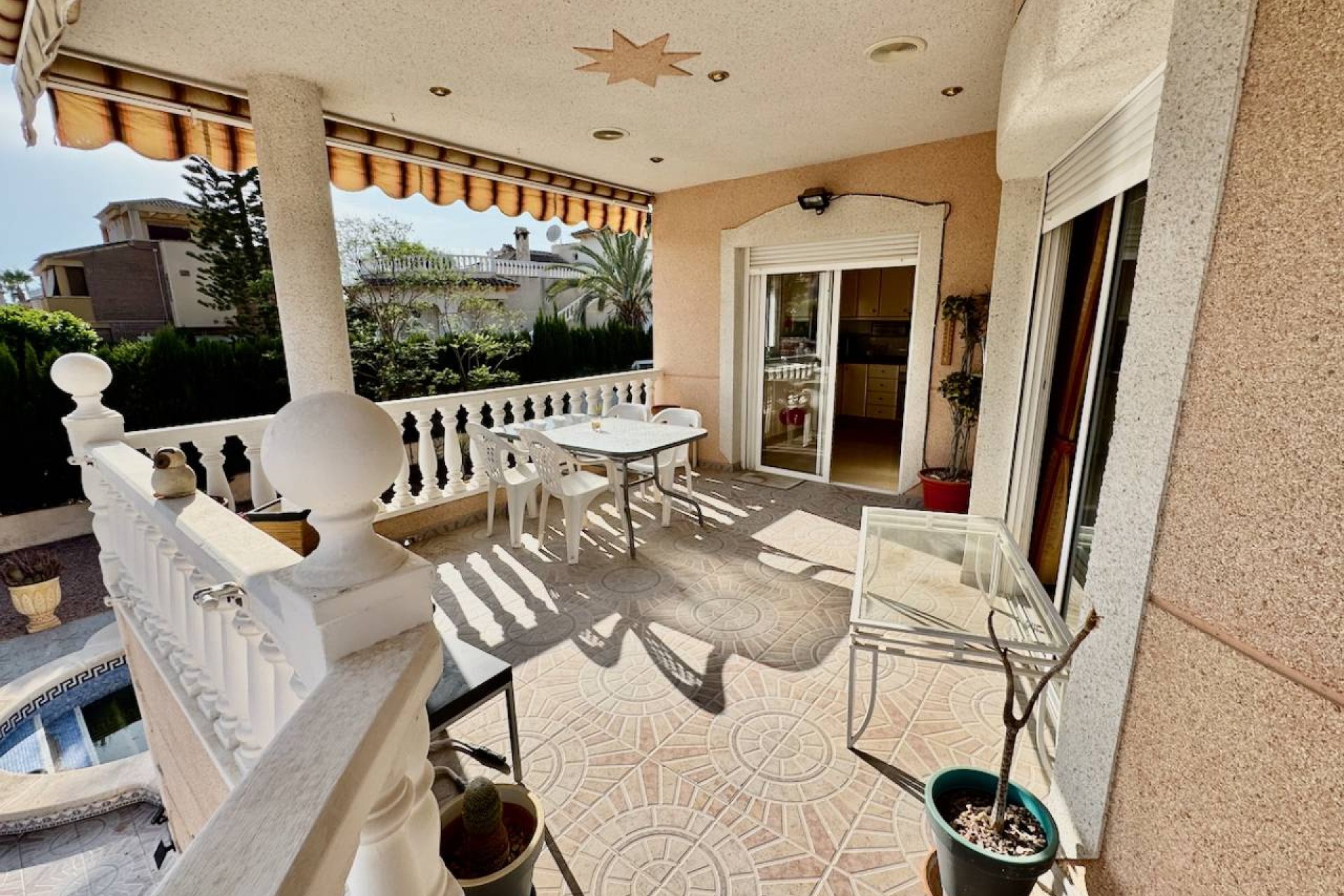 Sale - Villa - Benferri