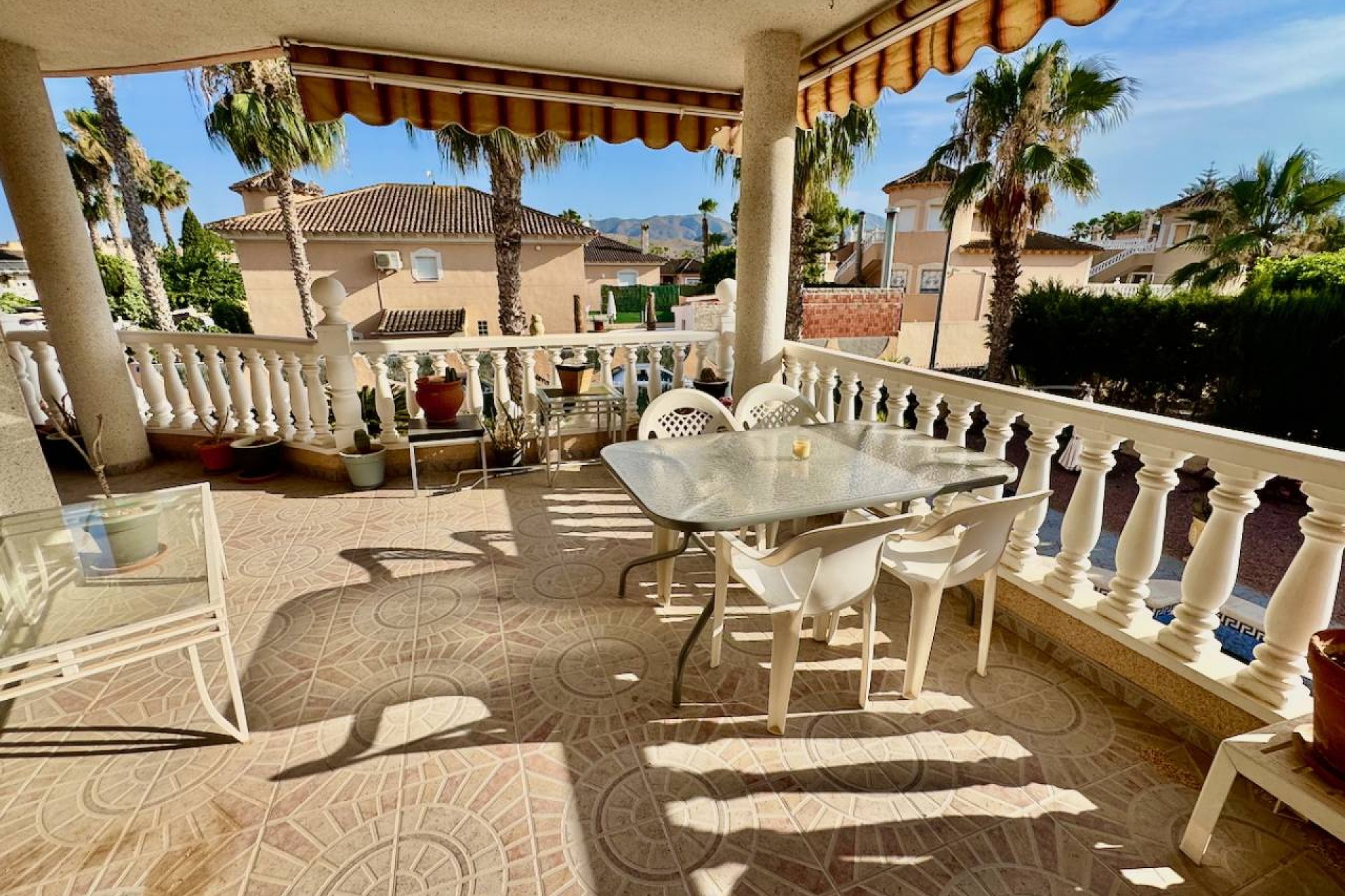 Sale - Villa - Benferri