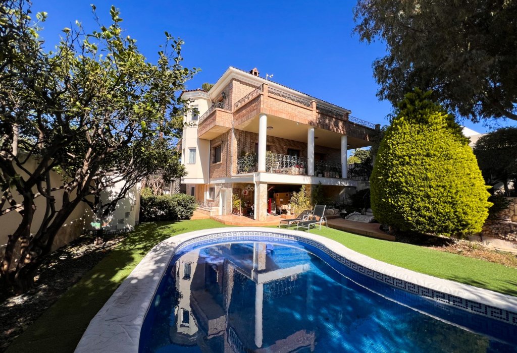 Sale - Villa - Ciudad Quesada