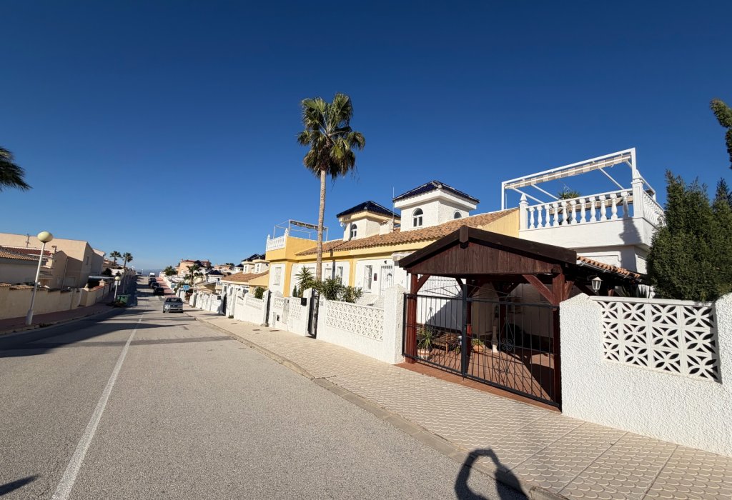 Sale - Villa - Ciudad Quesada