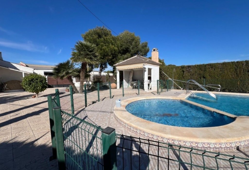Sale - Villa - Dolores