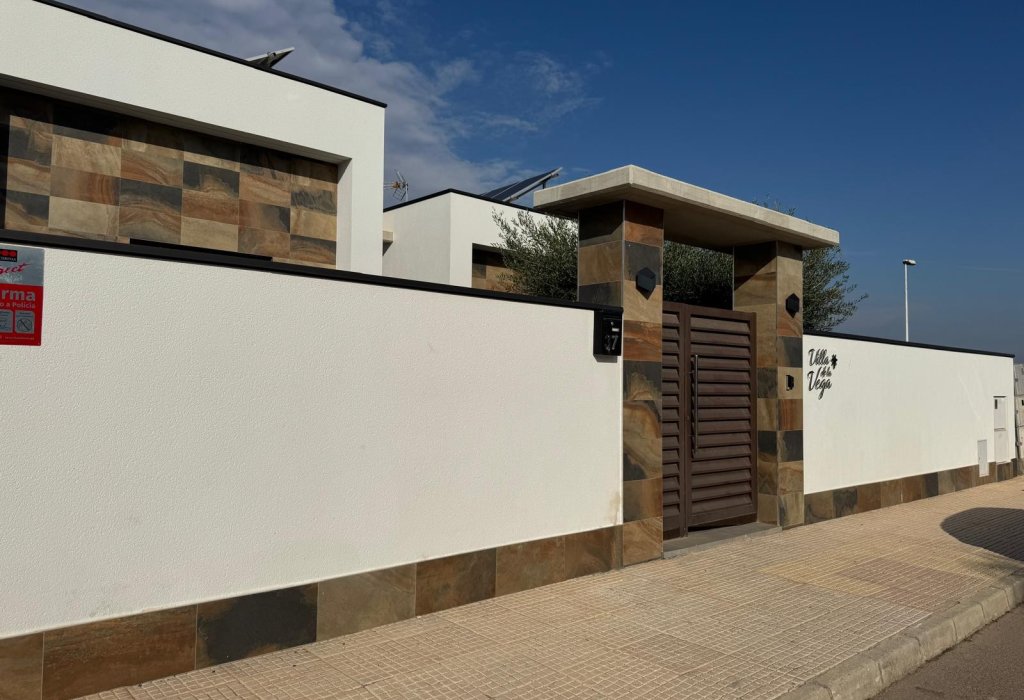 Sale - Villa - Formentera del Segura