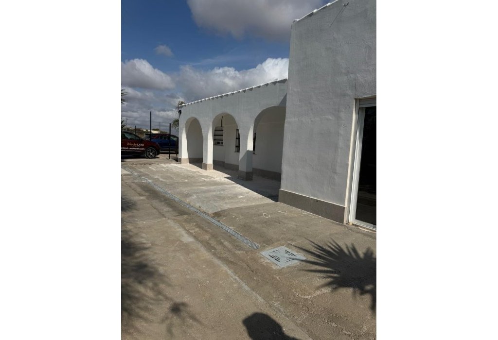 Sale - Villa - La Marina del Pinet - La Marina