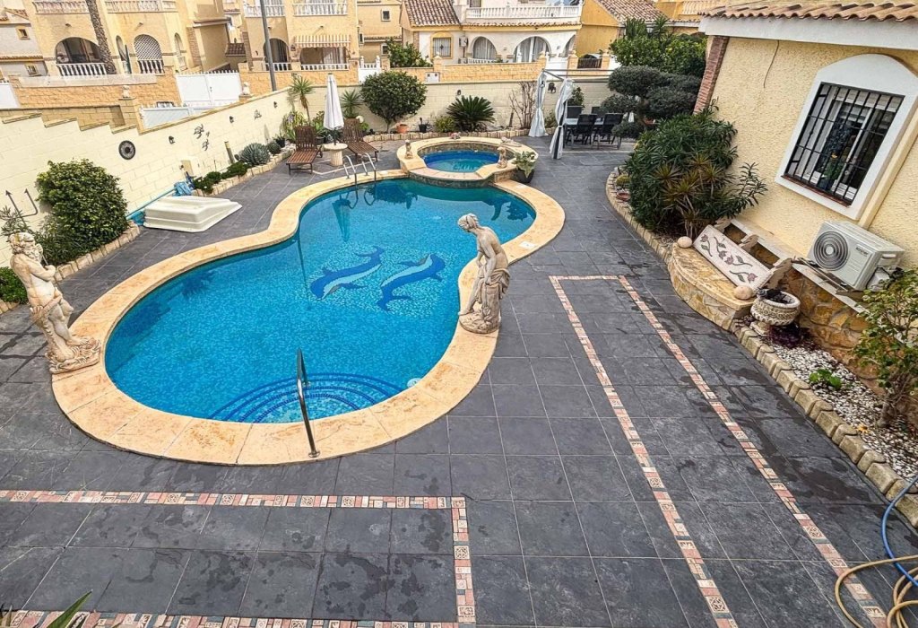 Sale - Villa - Monforte del Cid