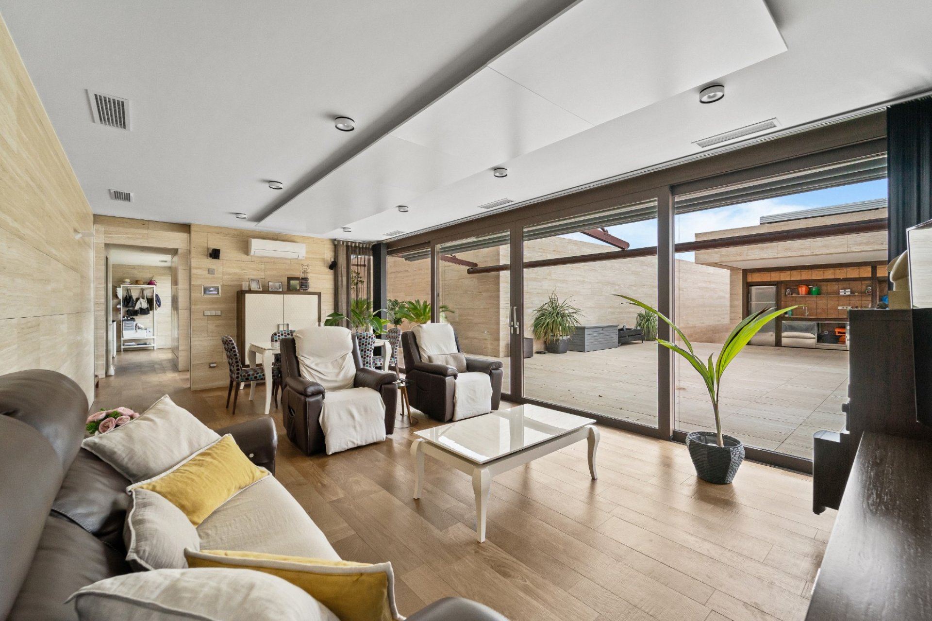 Sale - Villa - Novelda
