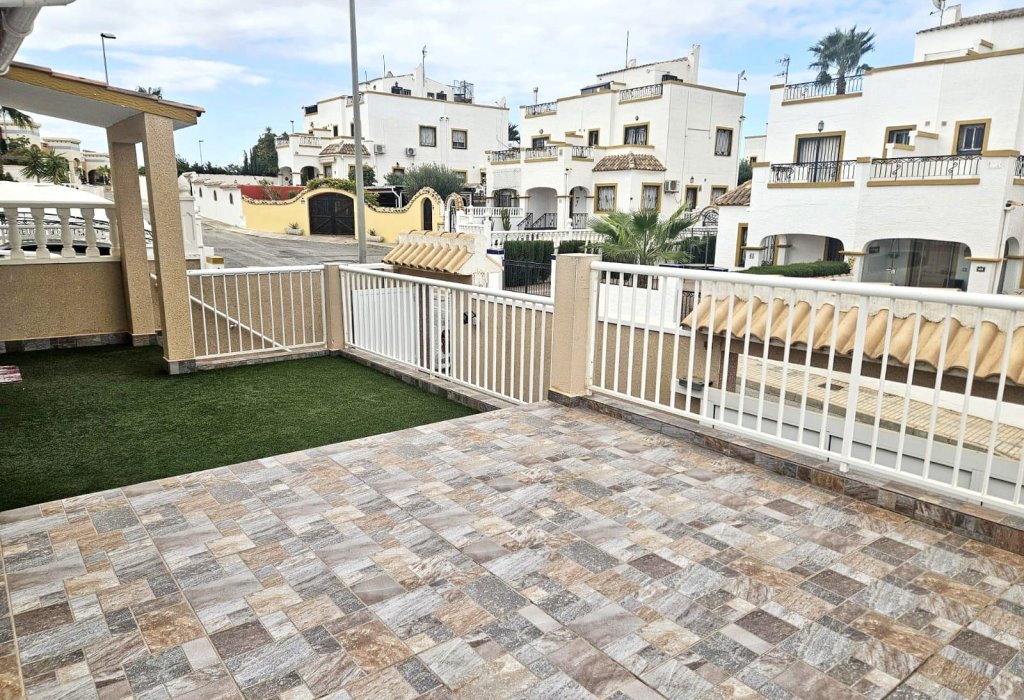 Sale - Villa - Orihuela Costa - Dream Hills