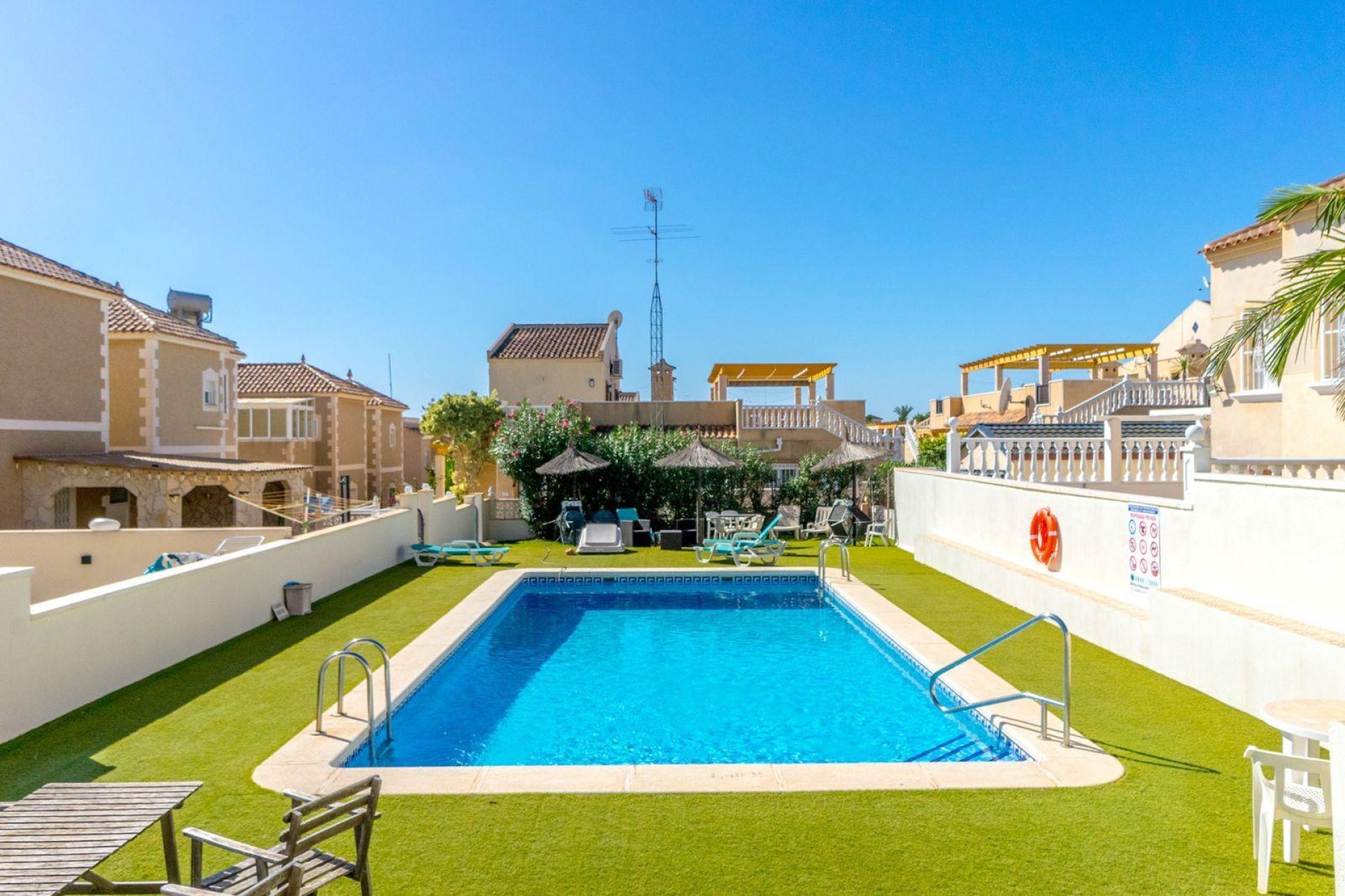 Sale - Villa - Orihuela Costa - Las Filipinas