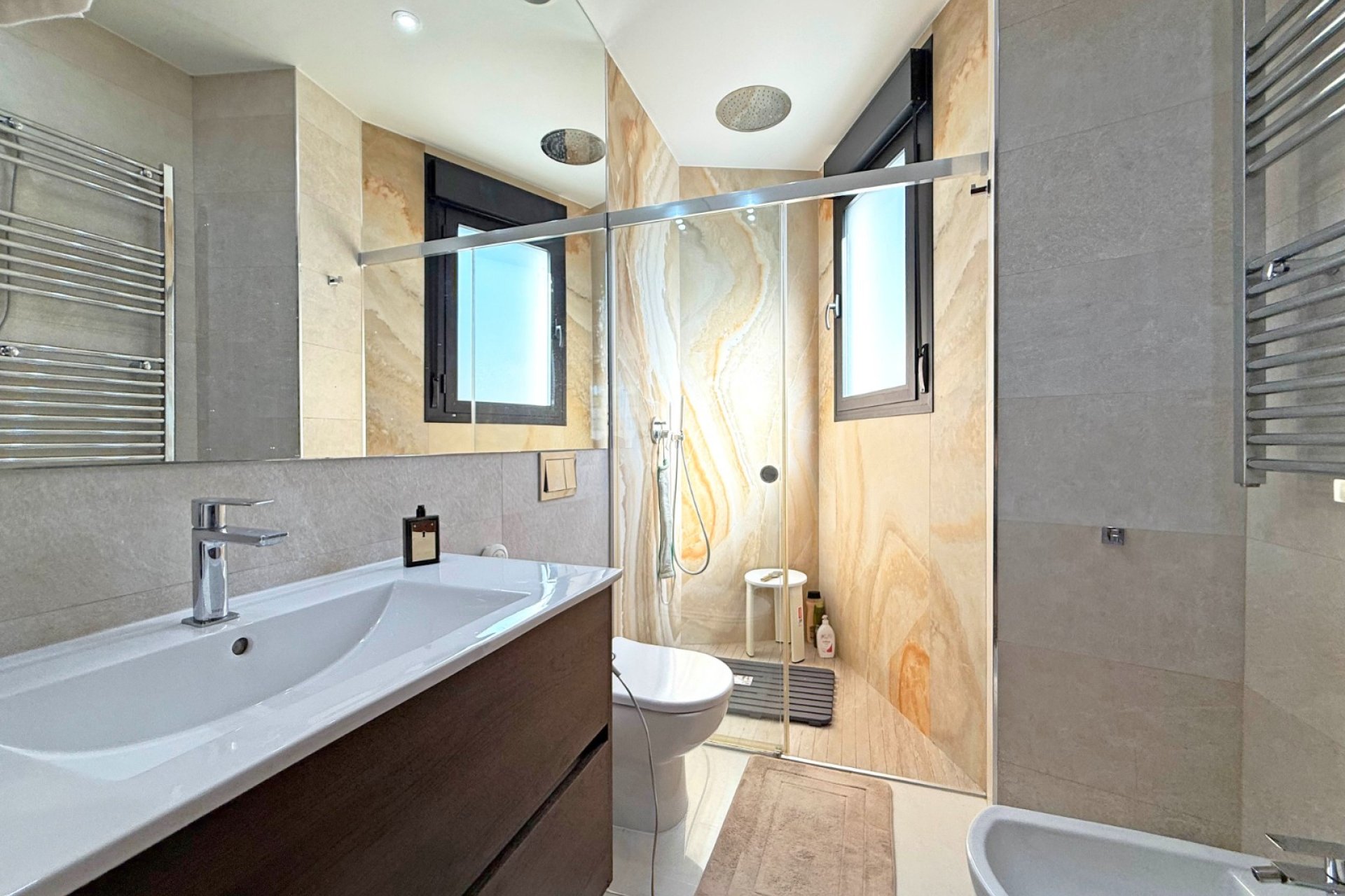 Sale - Villa - Orihuela Costa - Villamartín