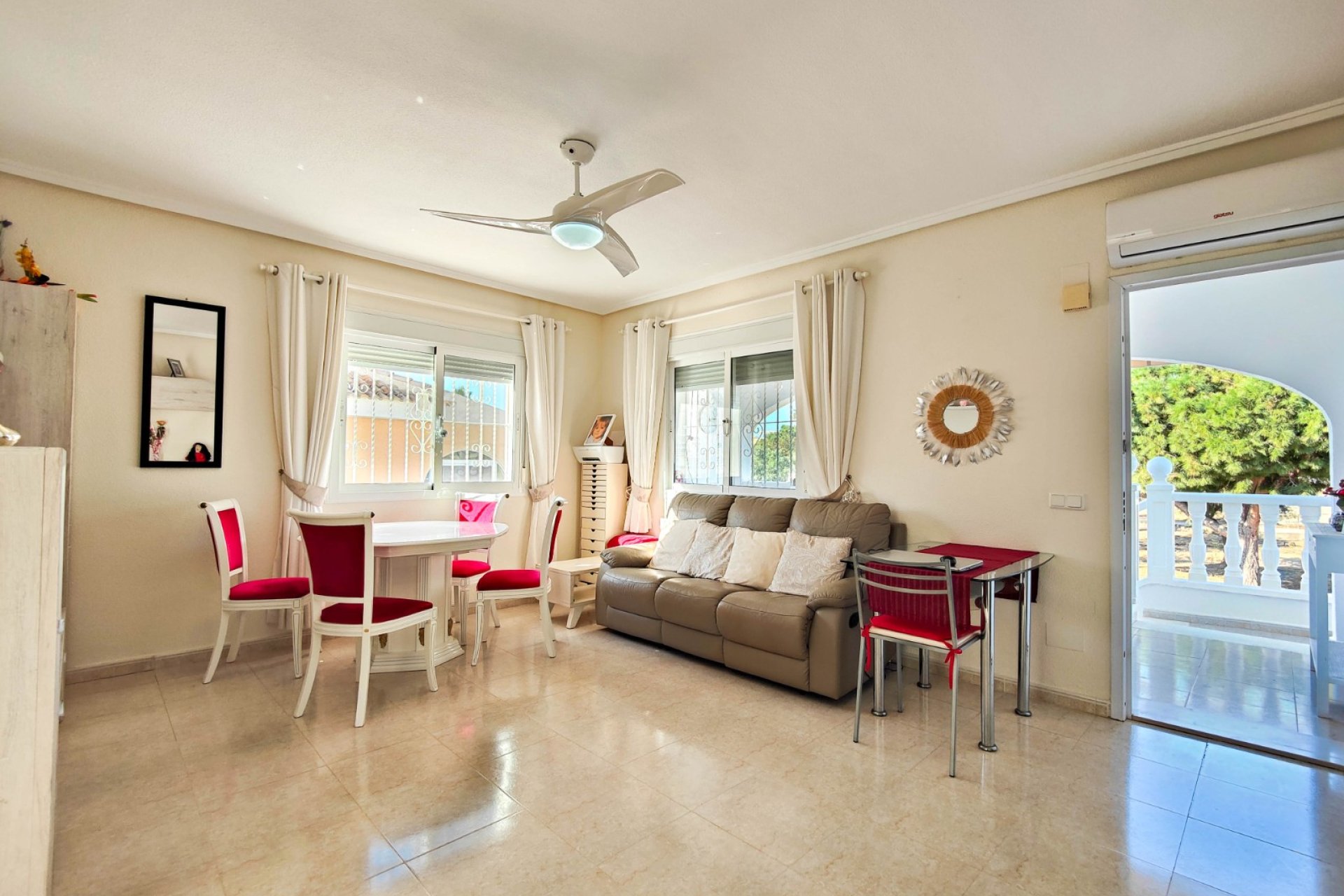 Sale - Villa - Rojales
