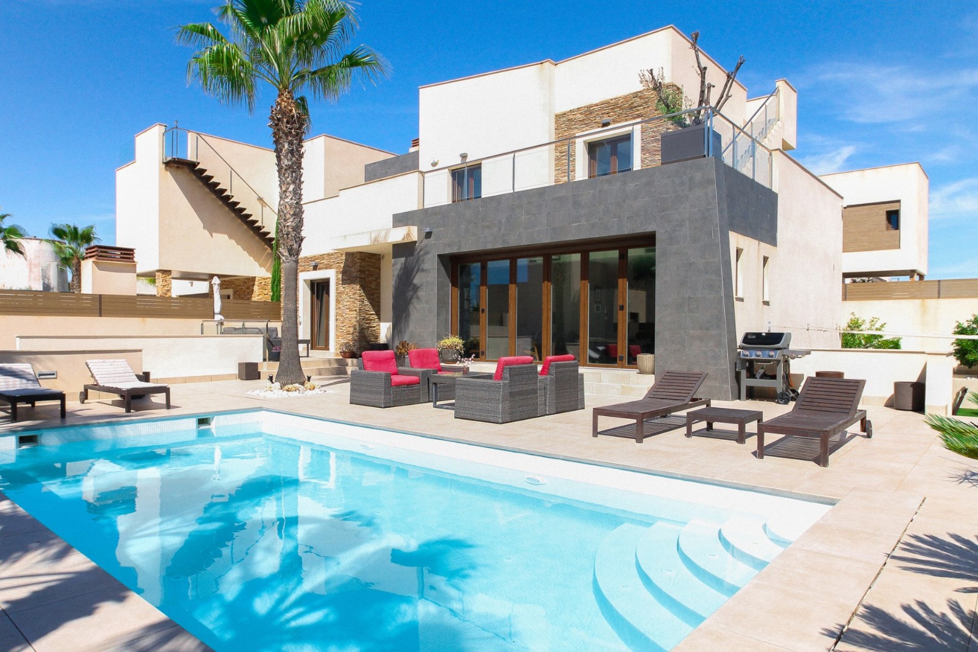 Sale - Villa - Torrevieja - Aguas Nuevas