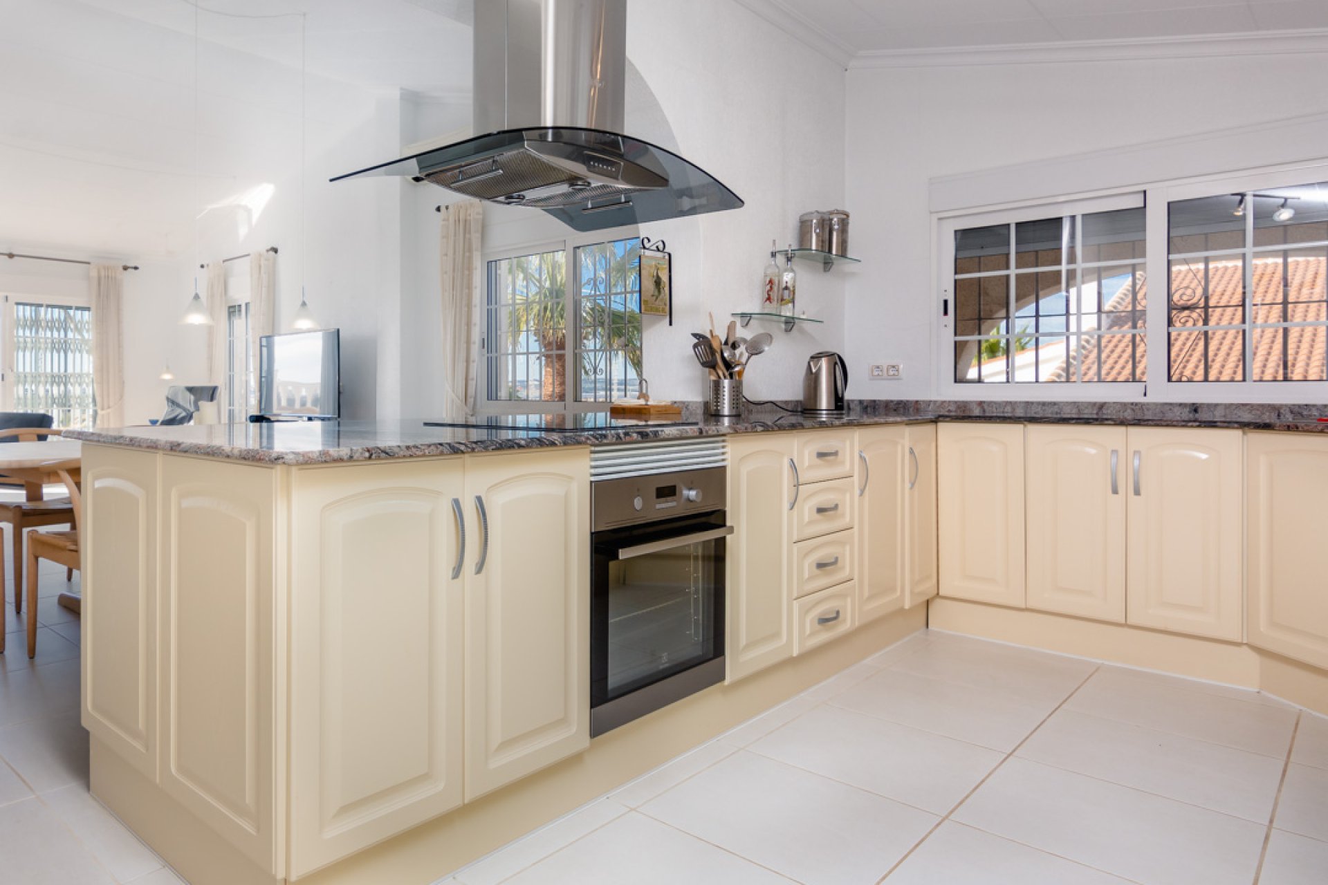 Sale - Villa - Torrevieja - Center