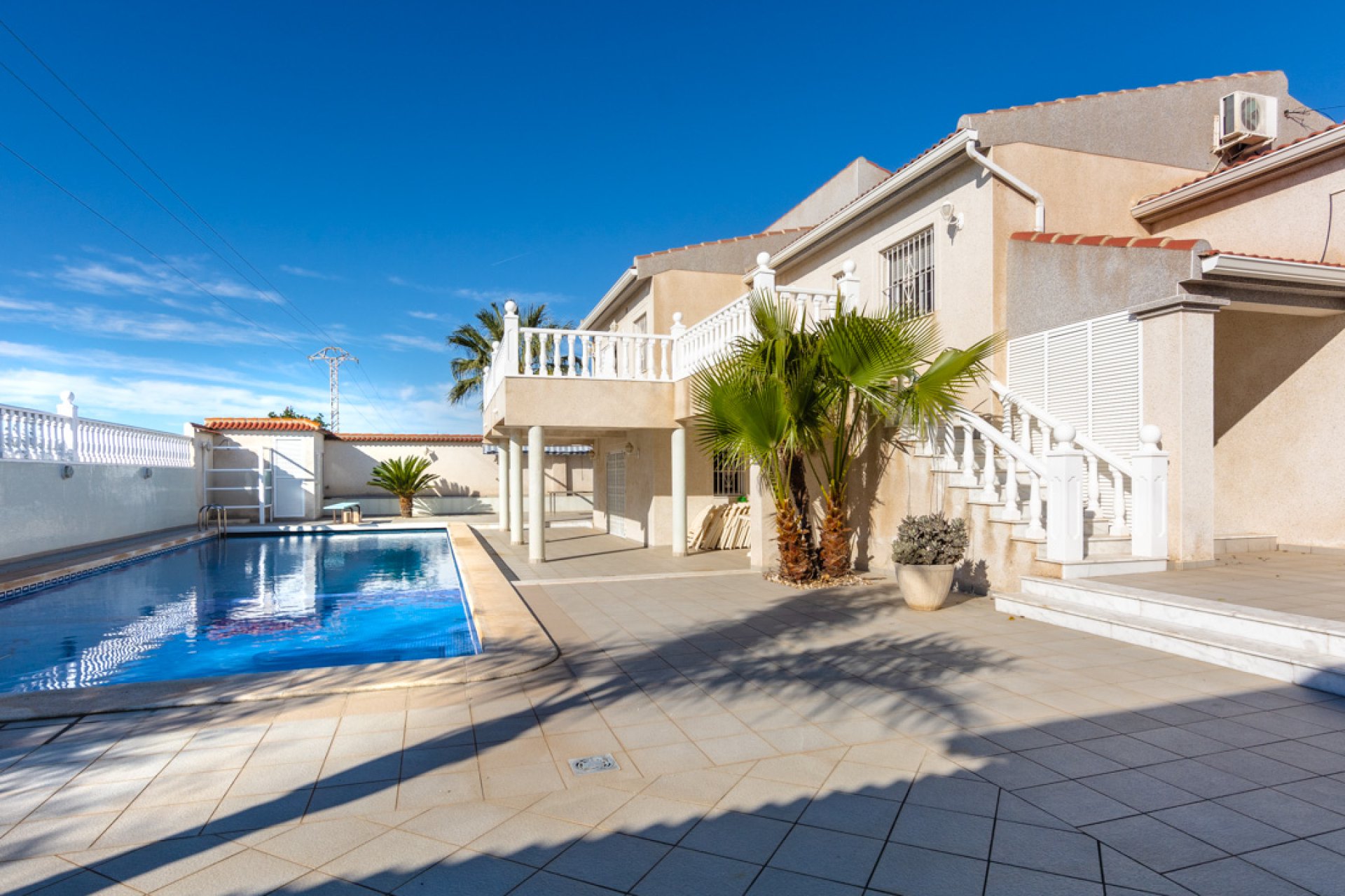 Sale - Villa - Torrevieja - Centro