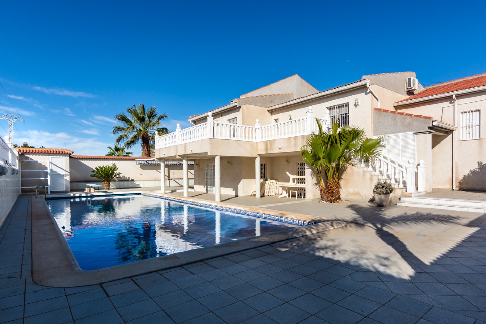 Sale - Villa - Torrevieja - Centro