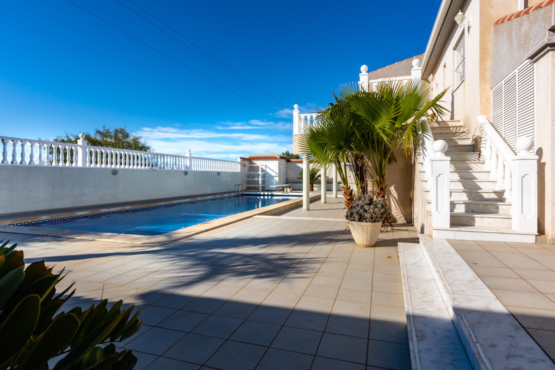 Sale - Villa - Torrevieja - Centro