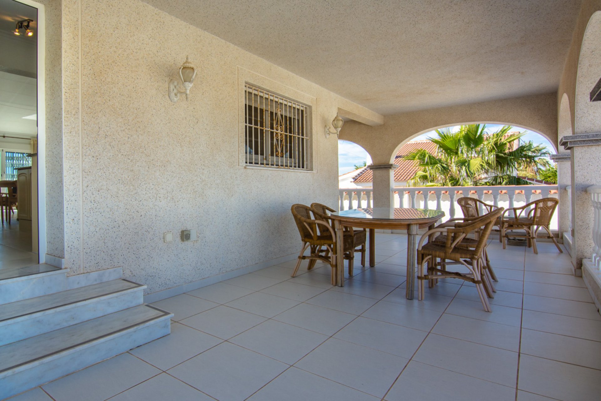 Sale - Villa - Torrevieja - Centro