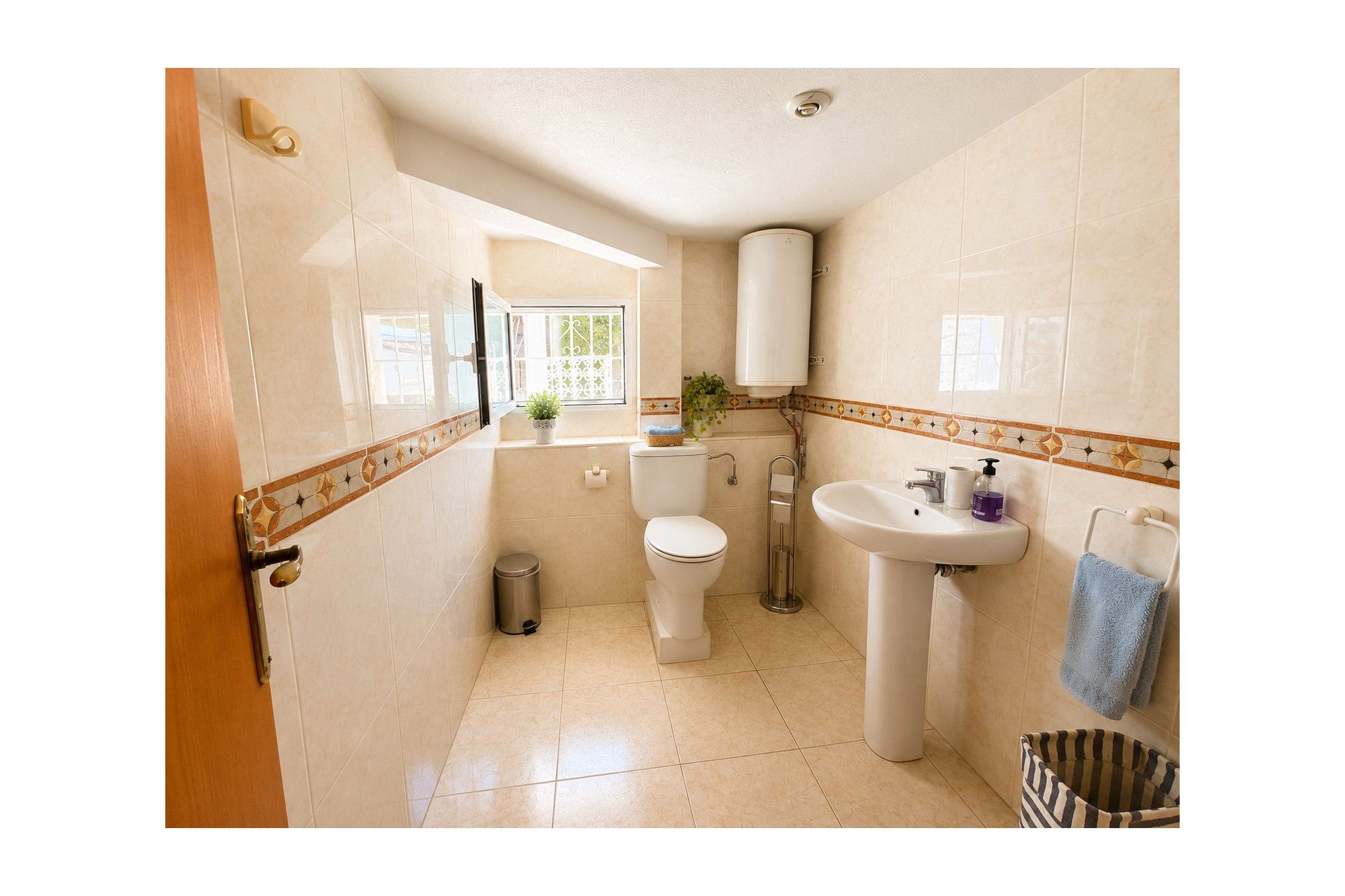 Sale - Villa - Torrevieja - La Siesta