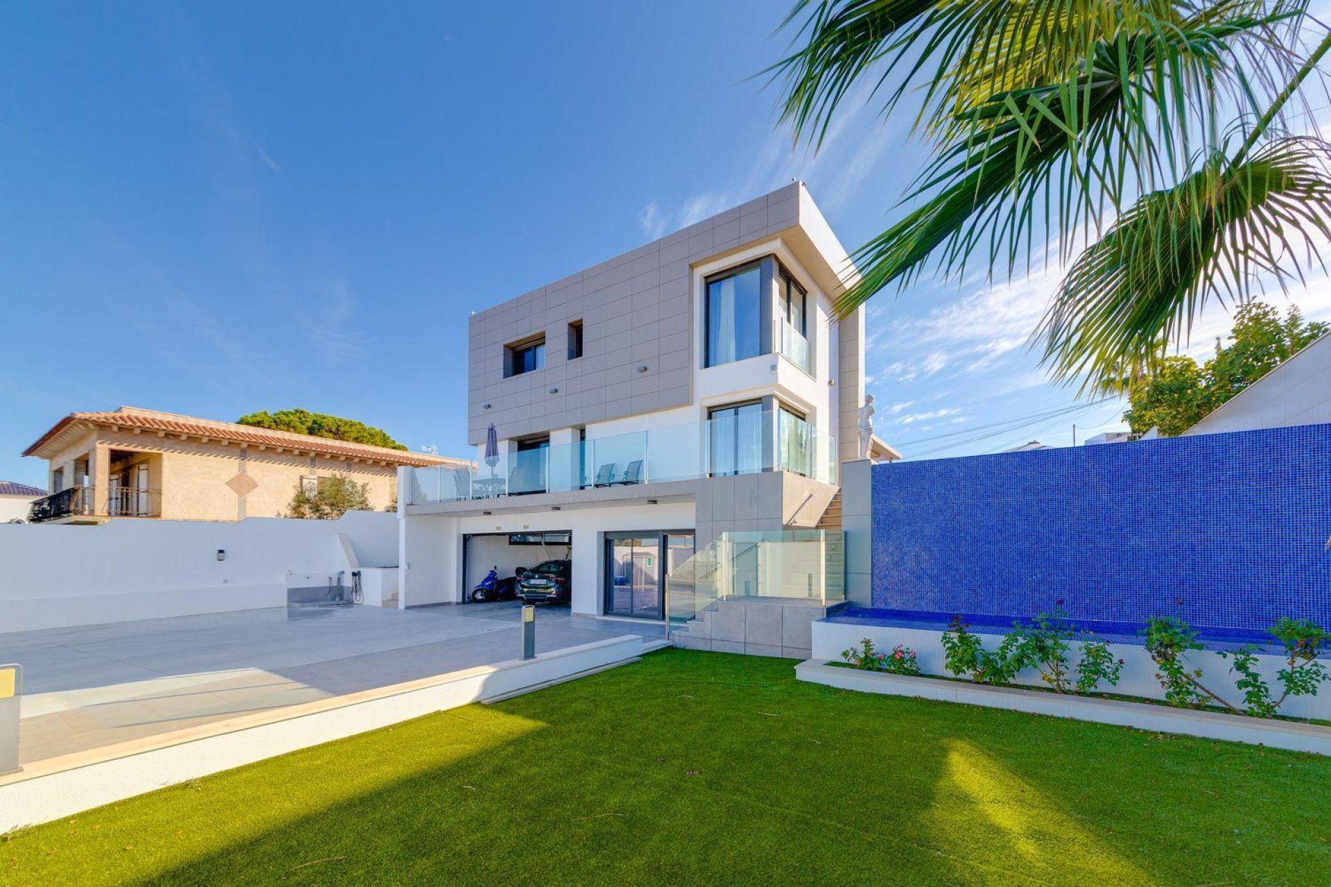 Sale - Villa - Torrevieja - Los Balcones