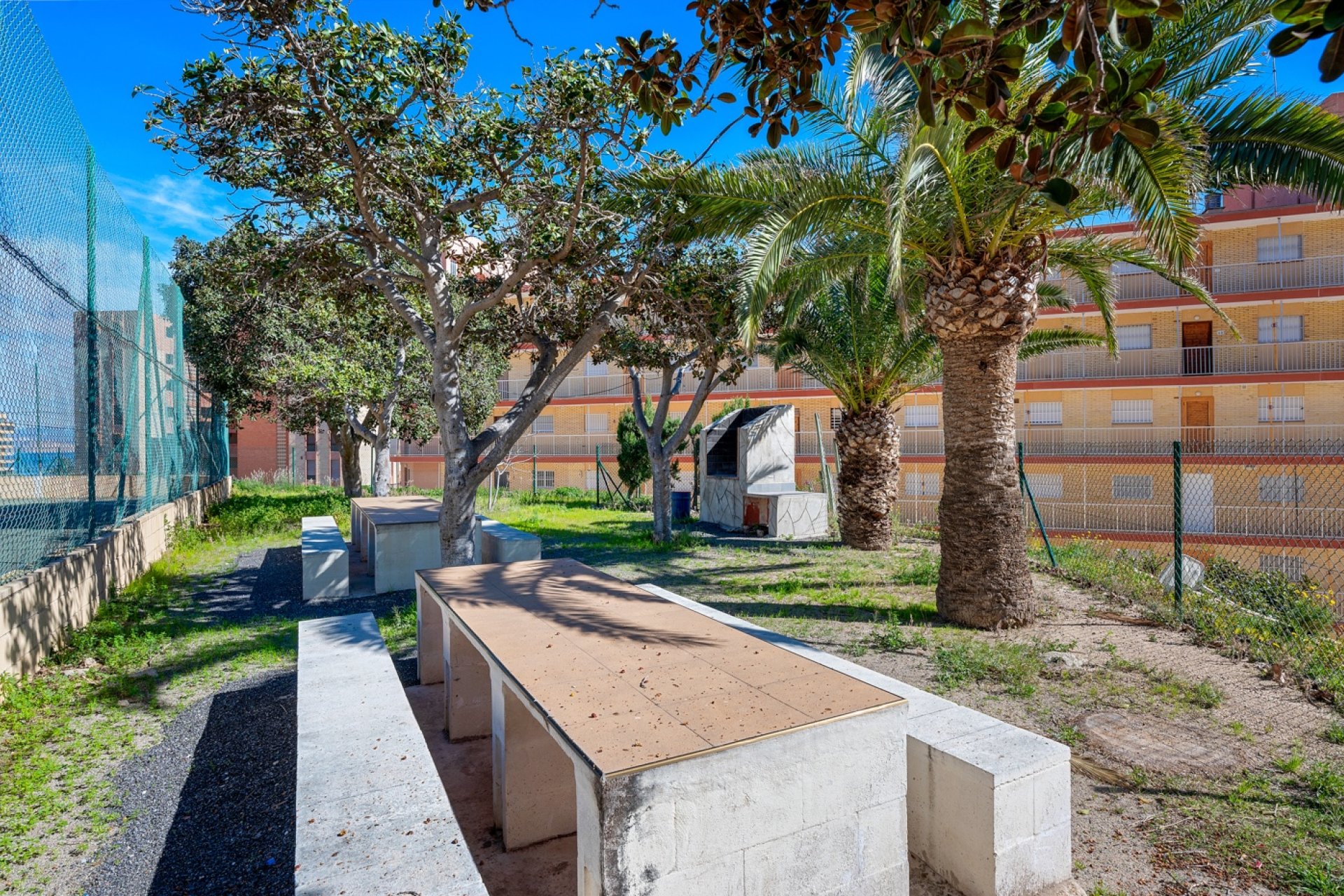 Sale - Wohnung - Arenales del Sol - Segunda linea playa