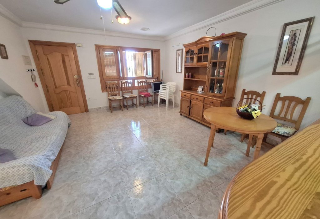 Sale - Wohnung - Guardamar del Segura