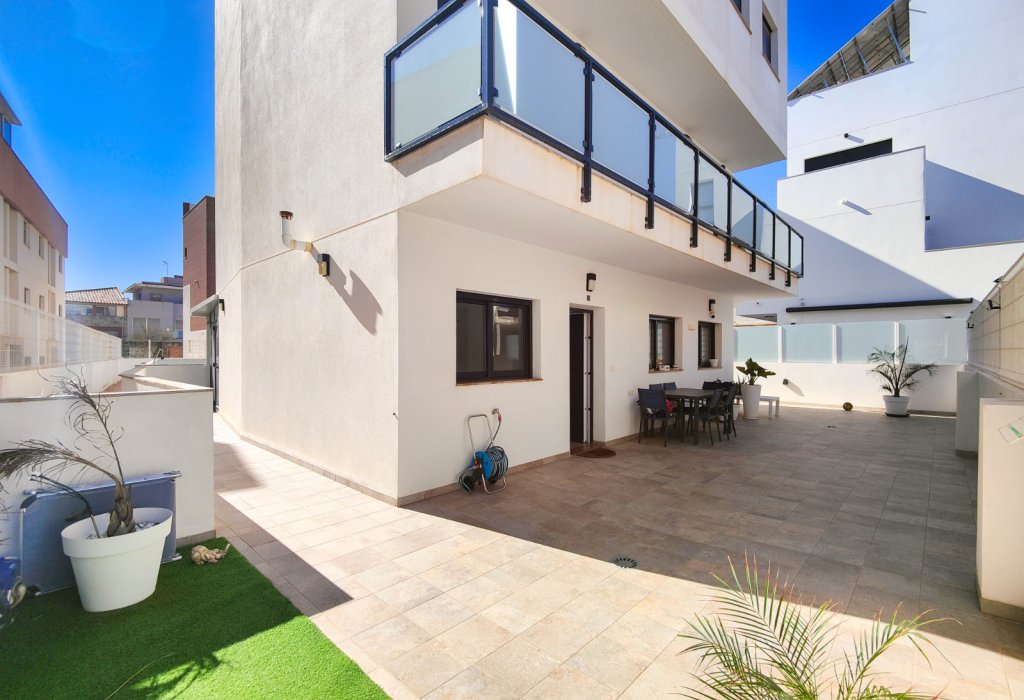 Sale - Wohnung - Guardamar del Segura