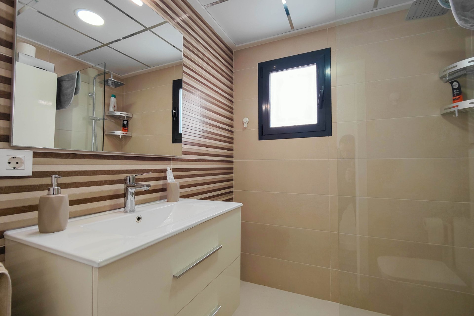 Sale - Wohnung - Guardamar del Segura