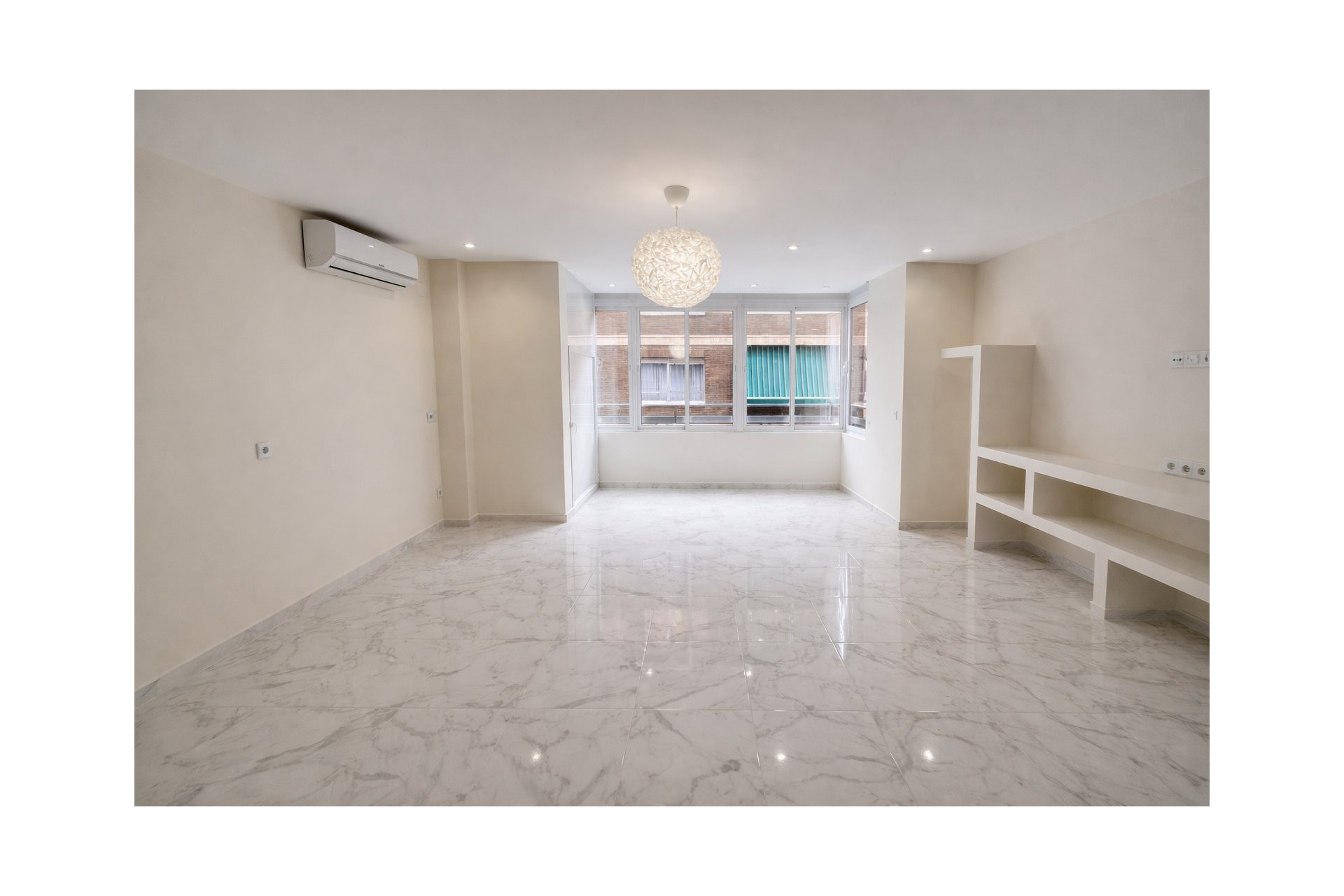 Sale - Wohnung - Torrevieja - Muelle Pesquero