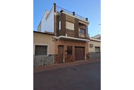 Townhouse / Duplex - Sale - Dolores - Dolores