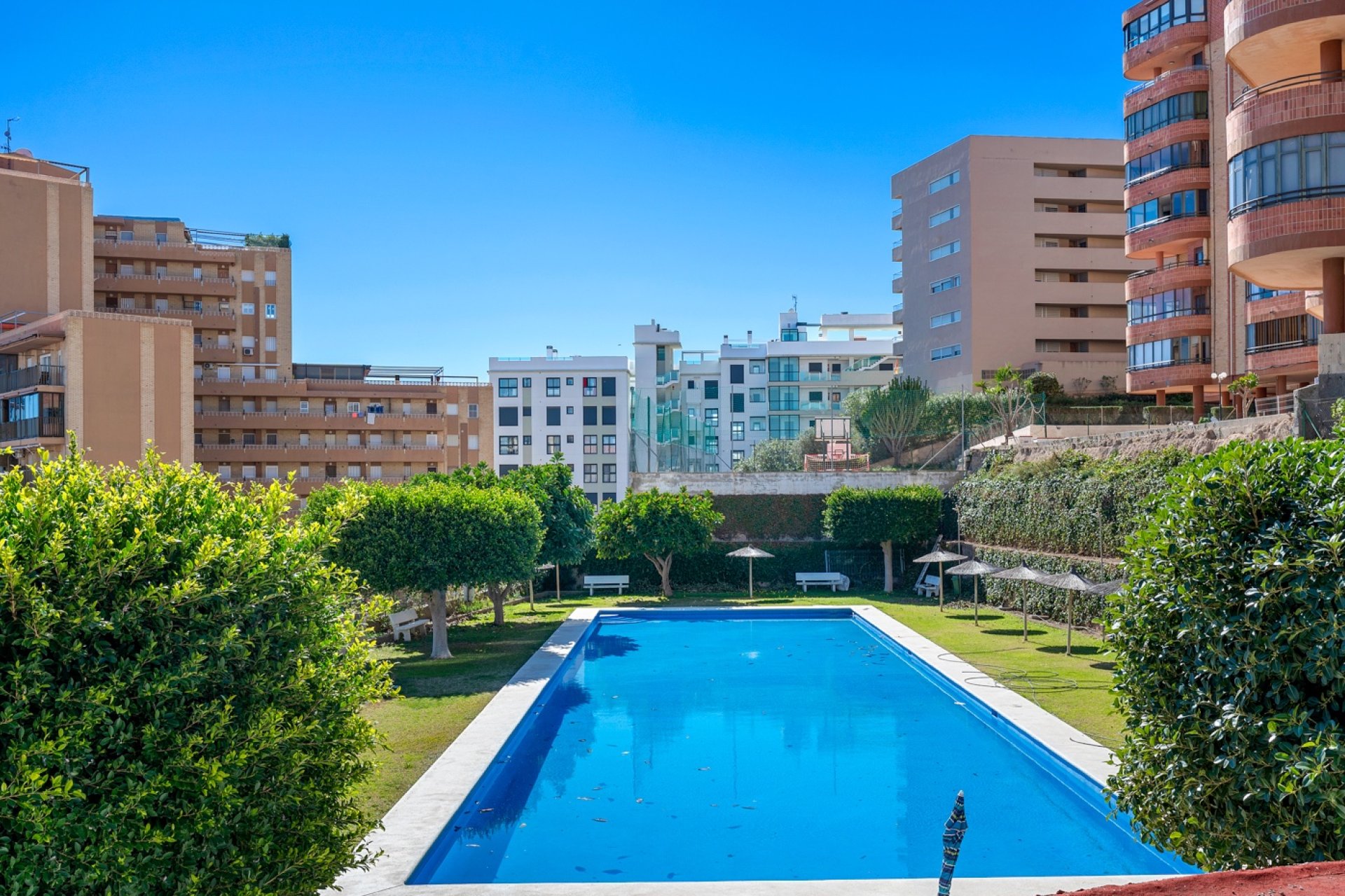 Venta - Apartamento - Arenales del Sol - Segunda linea playa