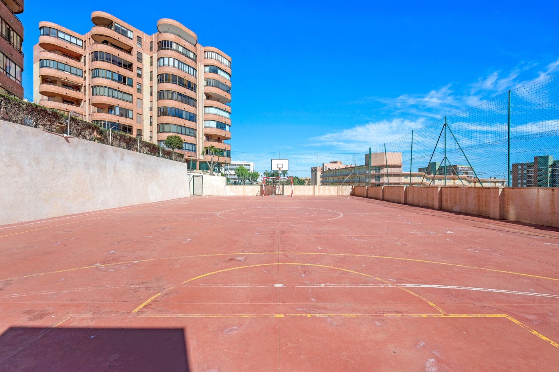 Venta - Apartamento - Arenales del Sol - Segunda linea playa