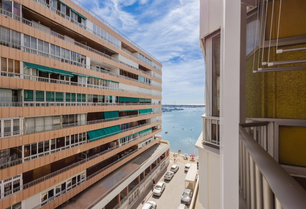 Venta - Apartamento - Torrevieja - Playa del Acequión