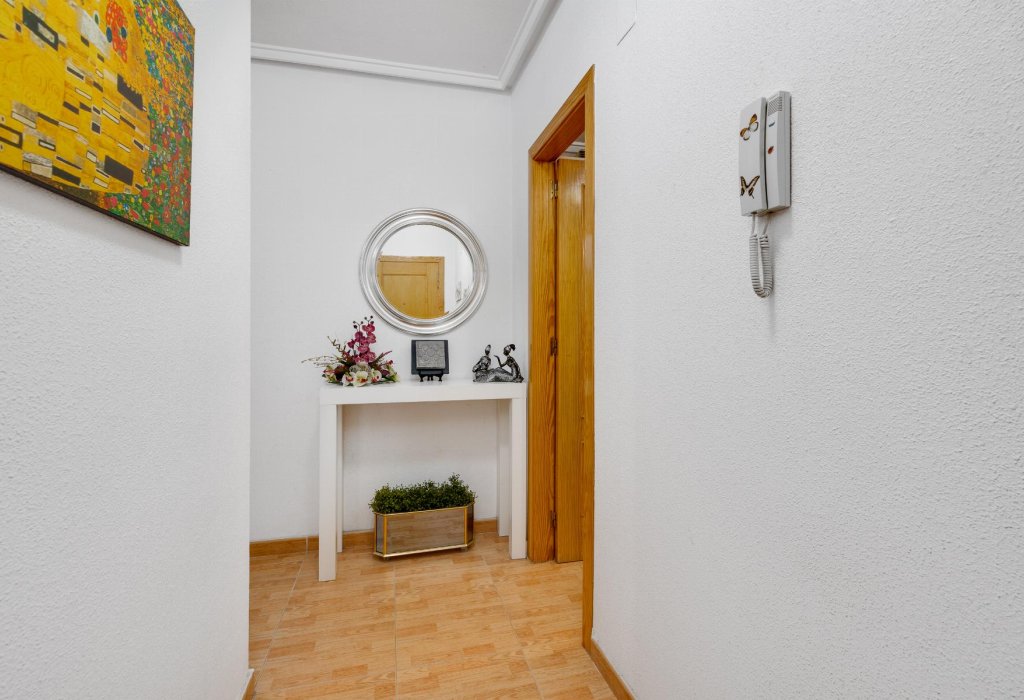 Venta - Apartamento - Torrevieja - Playa del Acequión