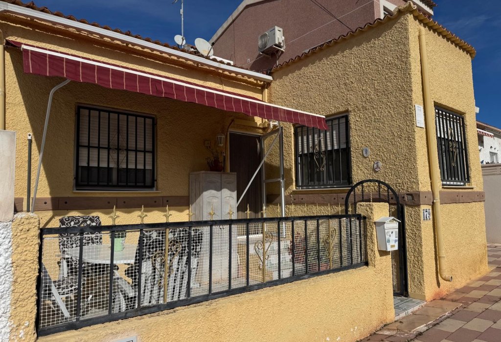 Venta - Bungalow - San Fulgencio