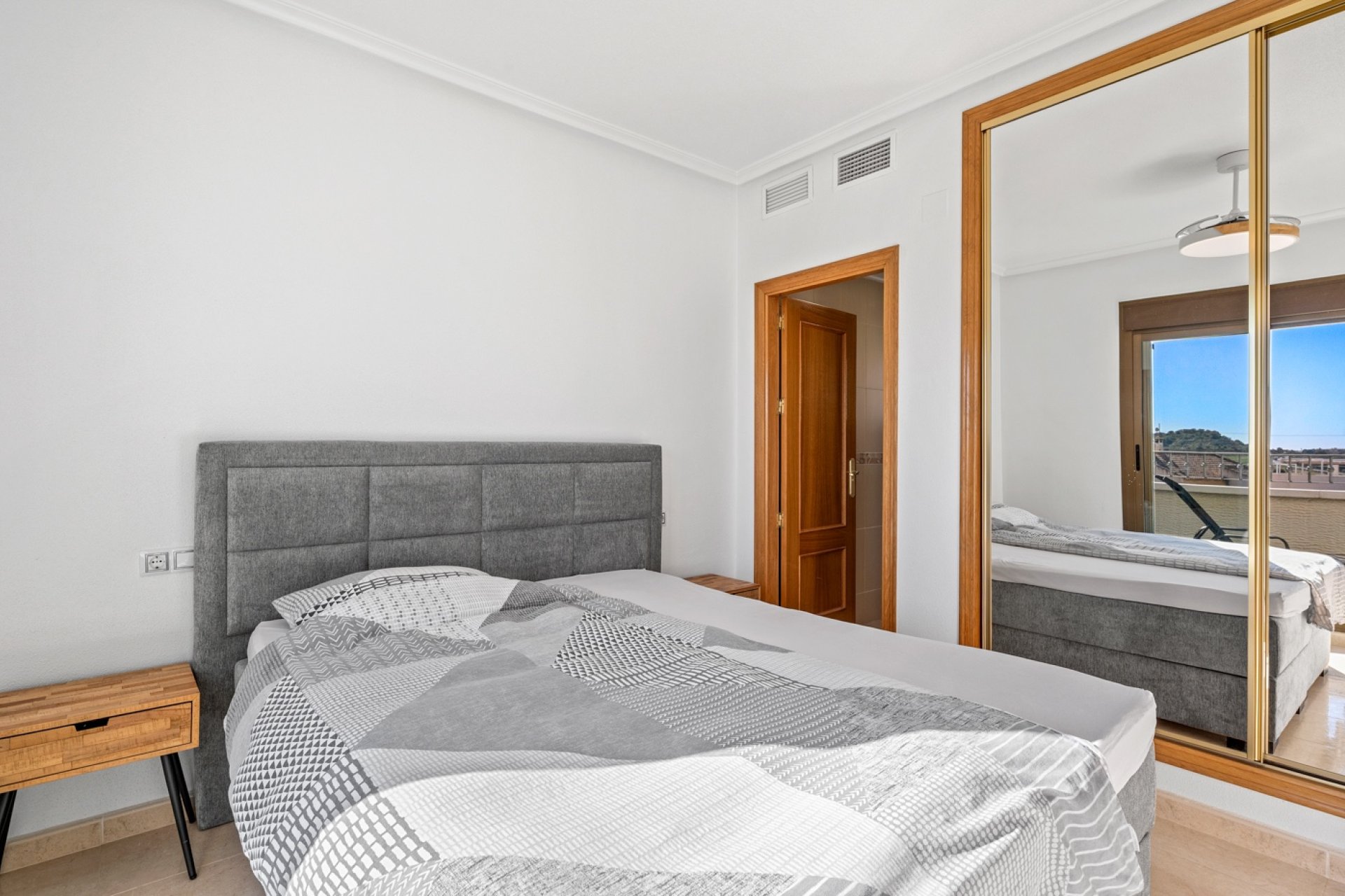 Venta - Bungalow - San Miguel de Salinas