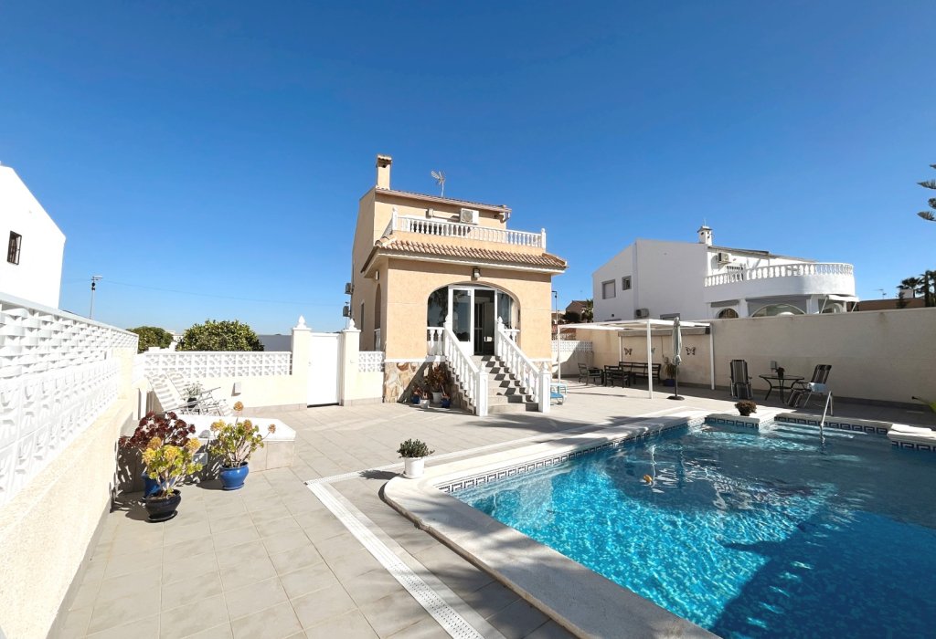 Venta - Chalet - Benijofar - Monte Azul