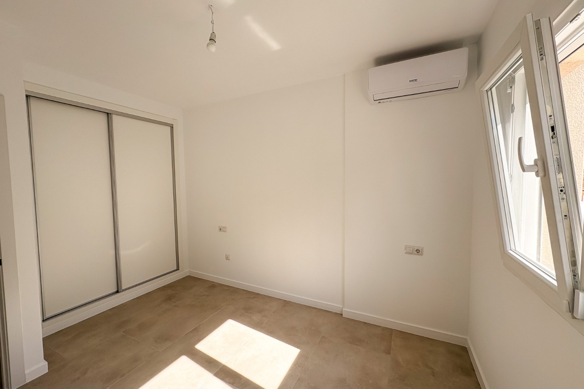 Venta - Chalet - El Campello - Pueblo Acantilado - Venta Lanuza