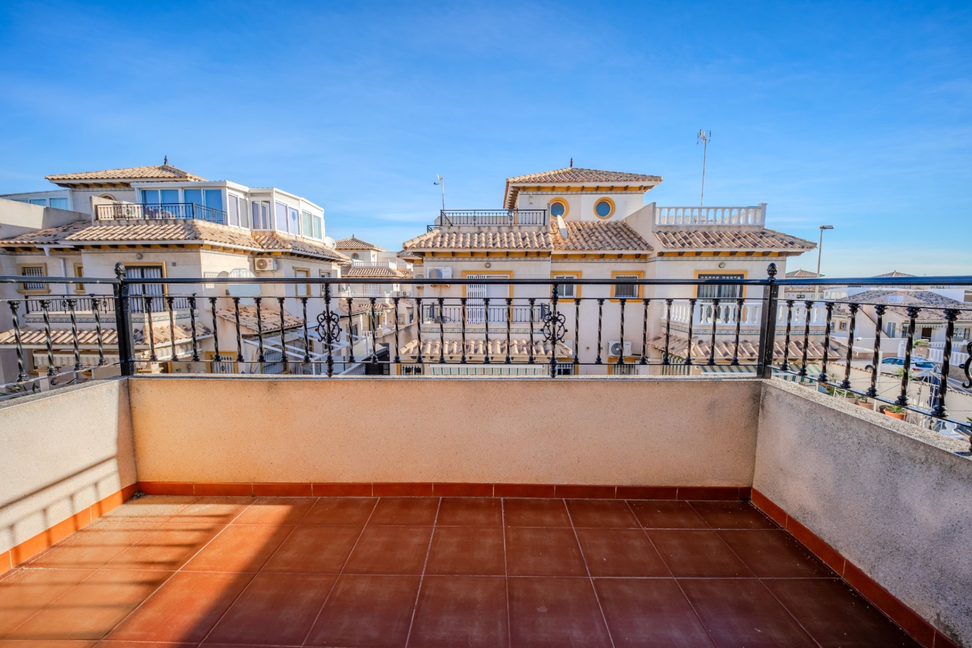 Venta - Chalet - La Zenia