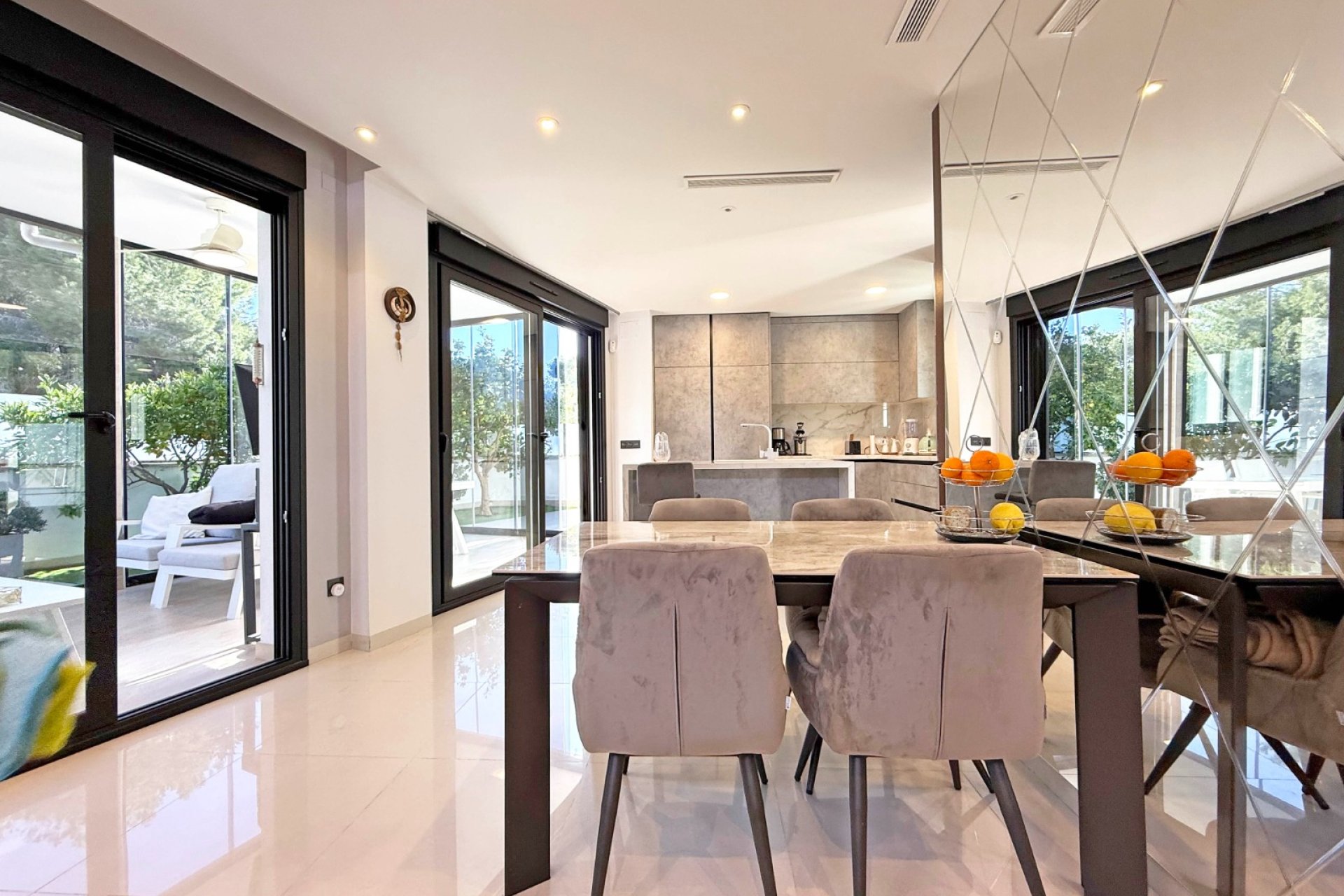 Venta - Chalet - Orihuela Costa - Villamartín